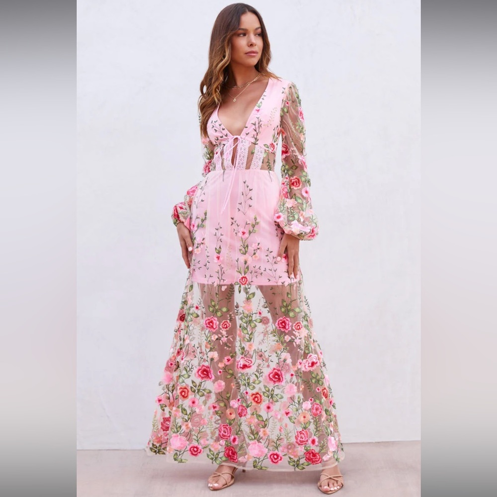 Romantic floral embroidered dress